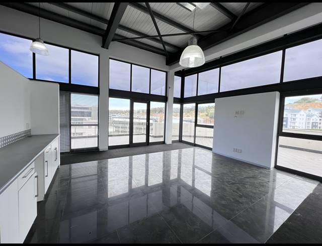 375M² OFFICE TO LET IN TYGERFALLS